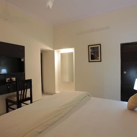 Mimosa Udaipur Bed & Breakfast Exterior photo