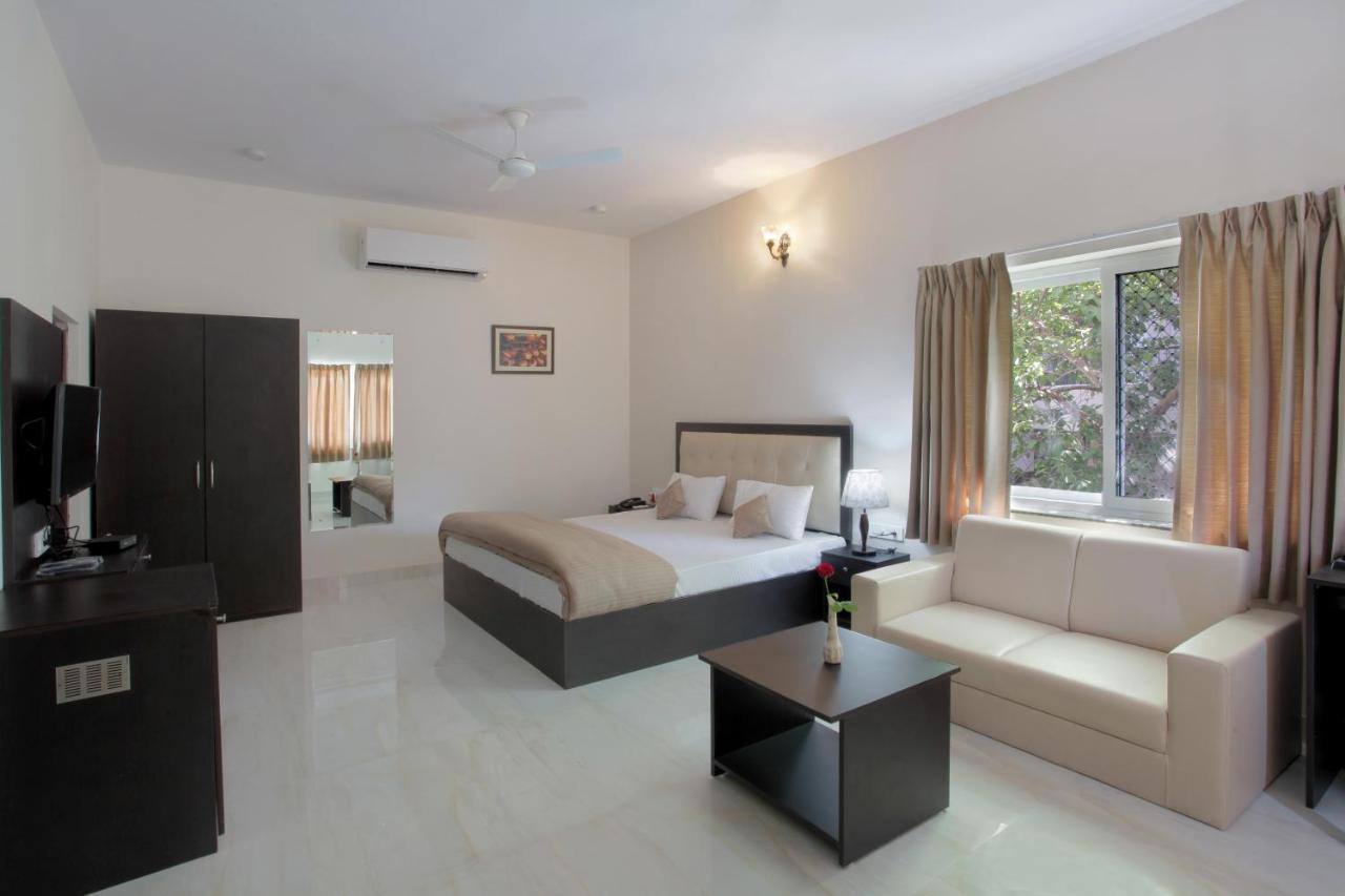 Mimosa Udaipur Bed & Breakfast Exterior photo