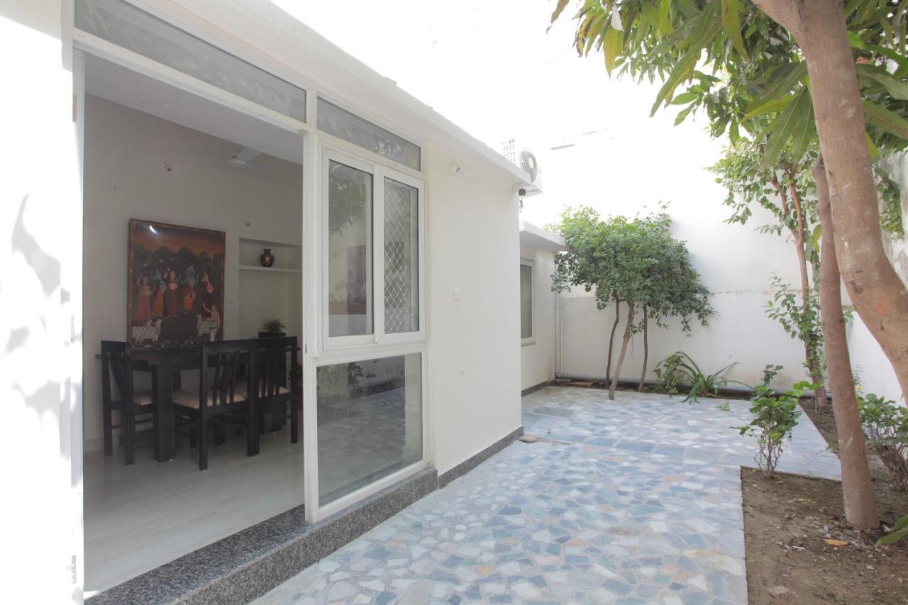 Mimosa Udaipur Bed & Breakfast Exterior photo